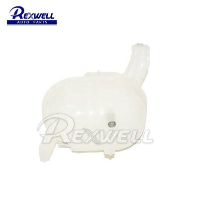 Auto Parts 1647075121 Coolant Expansion Tank for TOYOTA HIACE VAN and COMMUTER Year 2000-